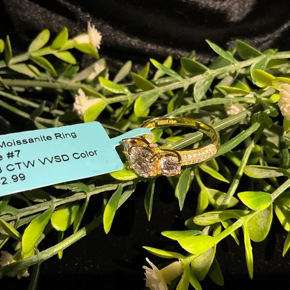 Three Stone Moissanite 18k Vermeil Over Sterling Silver Sz 7 - Picture 4 of 6